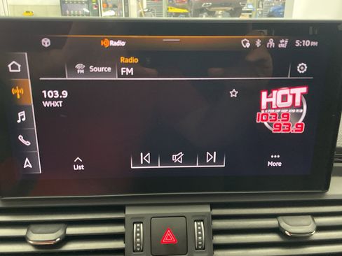 Used 2023 Audi Q5 2.0T Prestige w/ Prestige Package image 20