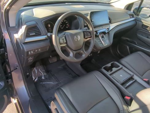 Used 2025 Honda Odyssey EX-L image 9
