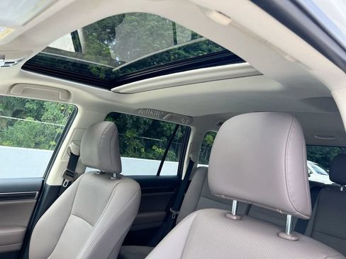 Certified 2023 Lexus GX 460 Premium w/ Premium Package AWD/4WD image 19