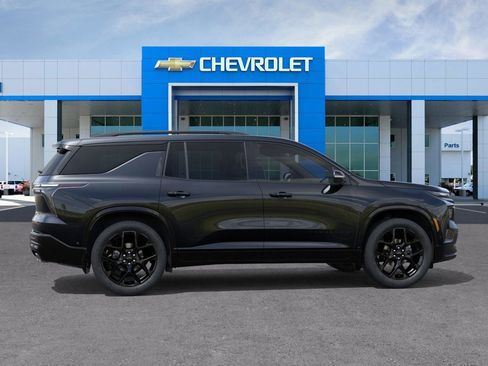 New 2026 Chevrolet Traverse RS w/ LPO, Floor Liner Package AWD/4WD image 5