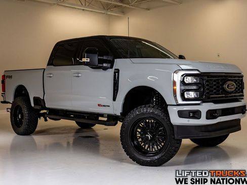 Used 2025 Ford F250 Lariat w/ Lariat Ultimate Package AWD/4WD image 1