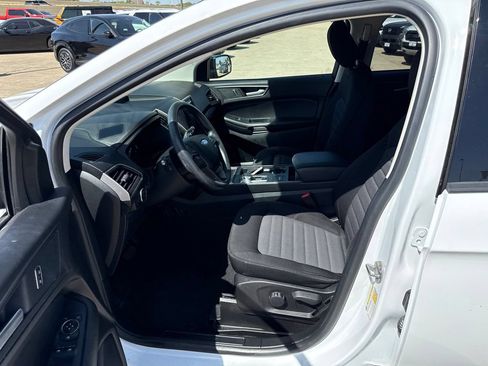 Used 2022 Ford Edge SE w/ Black Appearance Package AWD/4WD image 19