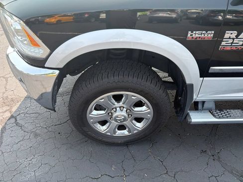Used 2015 RAM 2500 Laramie w/ Convenience Group AWD/4WD image 9