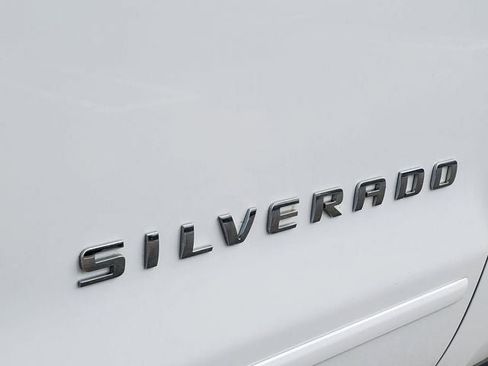 Used 2018 Chevrolet Silverado 1500 LT w/ All Star Edition AWD/4WD image 27