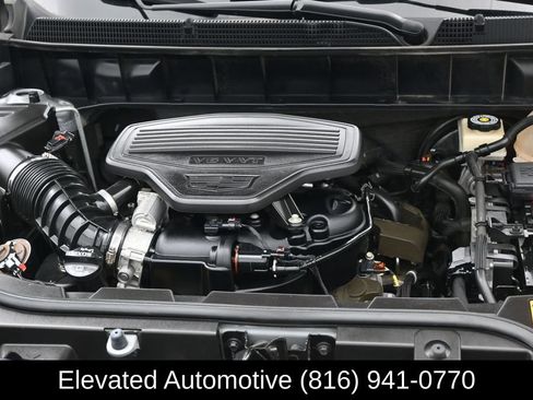 Used 2017 Cadillac XT5 Luxury w/ Driver Awareness Package FWD image 28