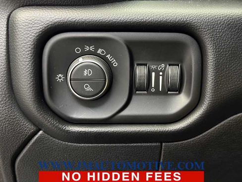 Used 2019 RAM 2500 Big Horn AWD/4WD image 35