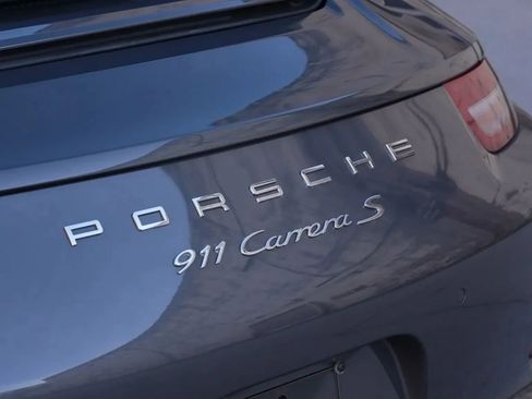 Used 2015 Porsche 911 Carrera S image 7