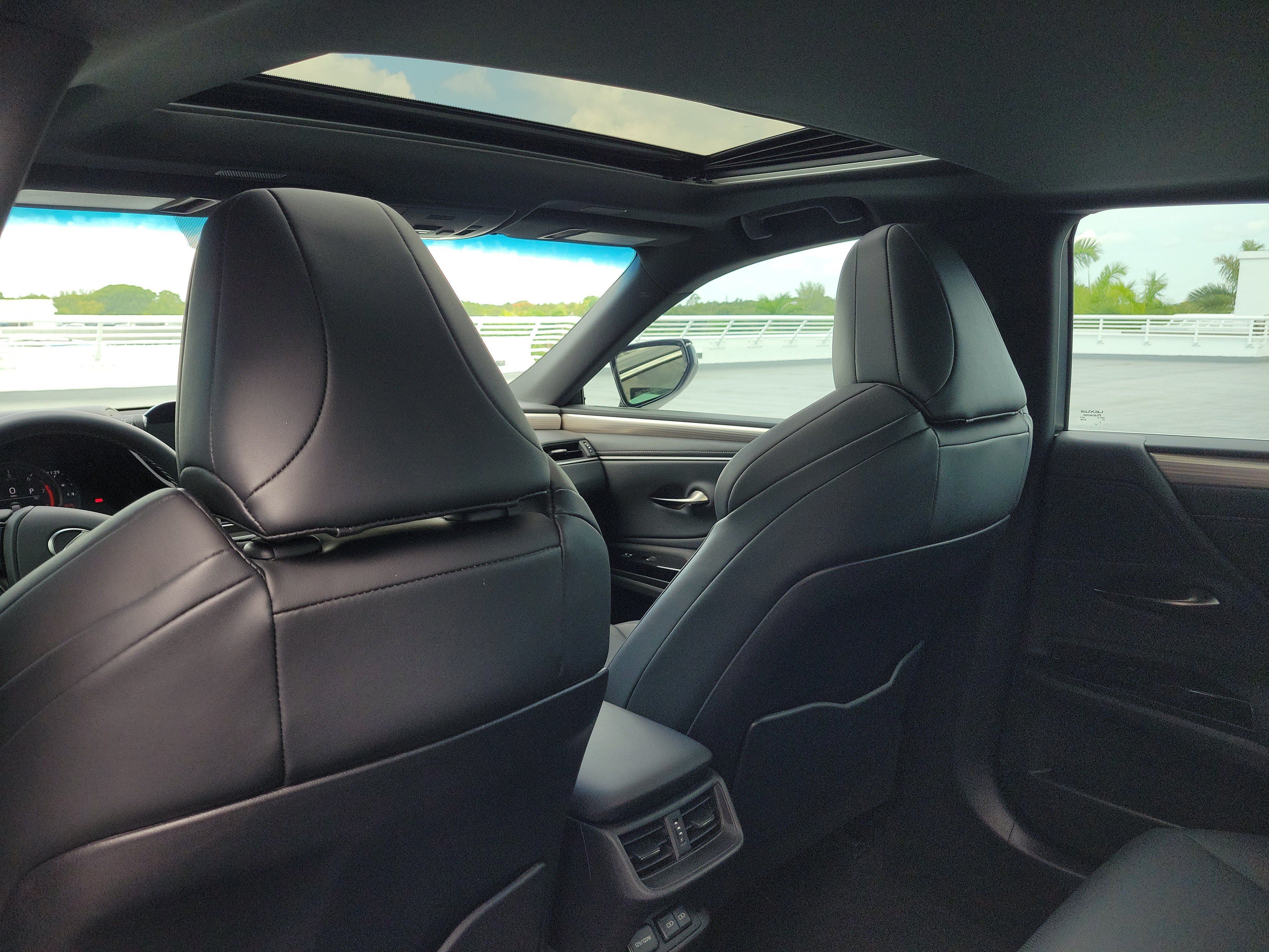 Certified 2023 Lexus ES 350 F Sport FWD image 14