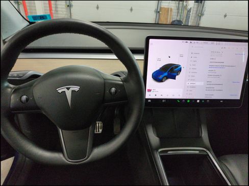 Used 2021 Tesla Model Y Long Range image 4