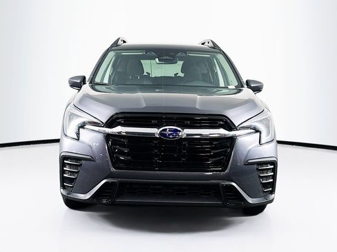 Used 2025 Subaru Ascent Premium image 2