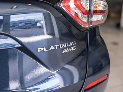 Used 2015 Nissan Murano Platinum w/ Platinum Technology Package AWD/4WD image 16