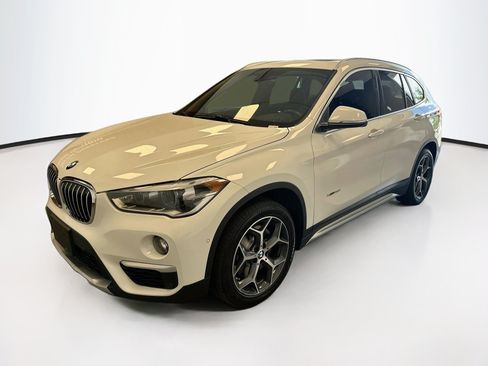 Used 2018 BMW X1 xDrive28i AWD/4WD image 3