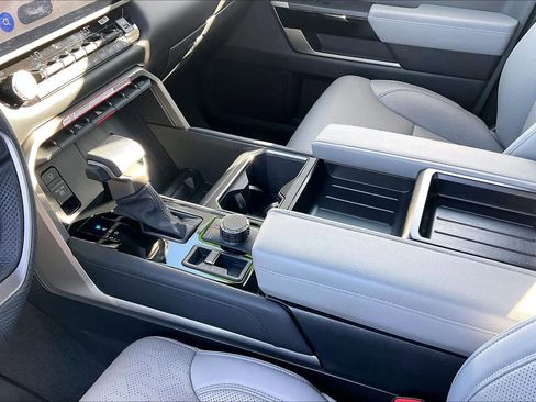 Certified 2025 Toyota Tundra Limited image 15