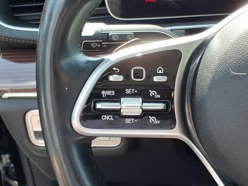 Used 2022 Mercedes-Benz GLS 450 4MATIC image 23