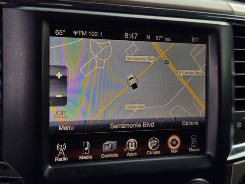 Used 2014 RAM 1500 Laramie w/ Convenience Group image 17