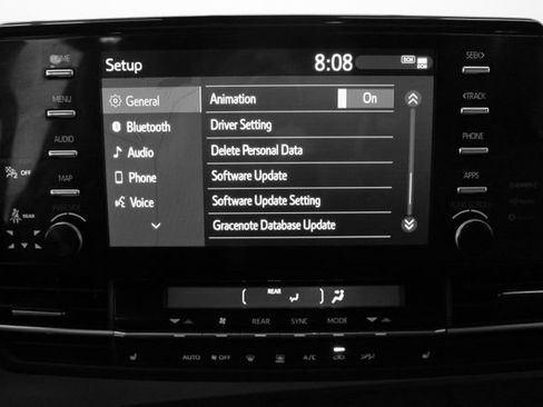 Used 2024 Toyota Sienna XSE image 27