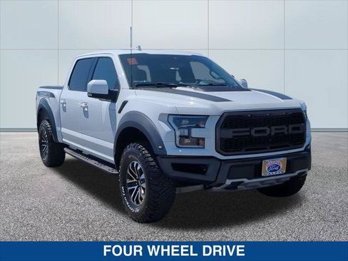 Used 2019 Ford F150 Raptor w/ Equipment Group 802A Luxury AWD/4WD image 7