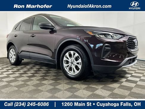 Used 2023 Ford Escape Active AWD/4WD image 1