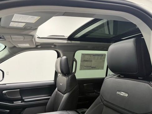 New 2025 Ford Expedition Max Platinum w/ Driver's Package image 29