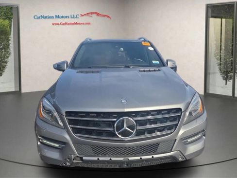 Used 2012 Mercedes-Benz ML 350 BlueTEC 4MATIC image 2