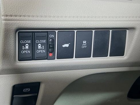 Used 2025 Honda Odyssey EX-L image 11