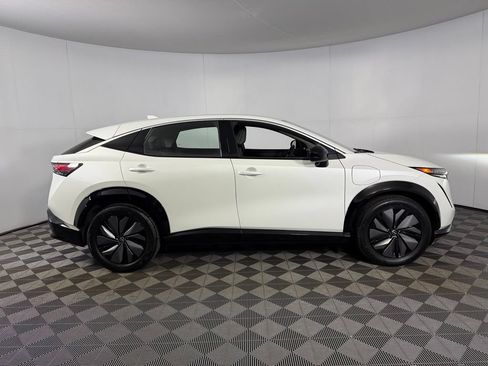 Used 2024 Nissan Ariya FWD image 5