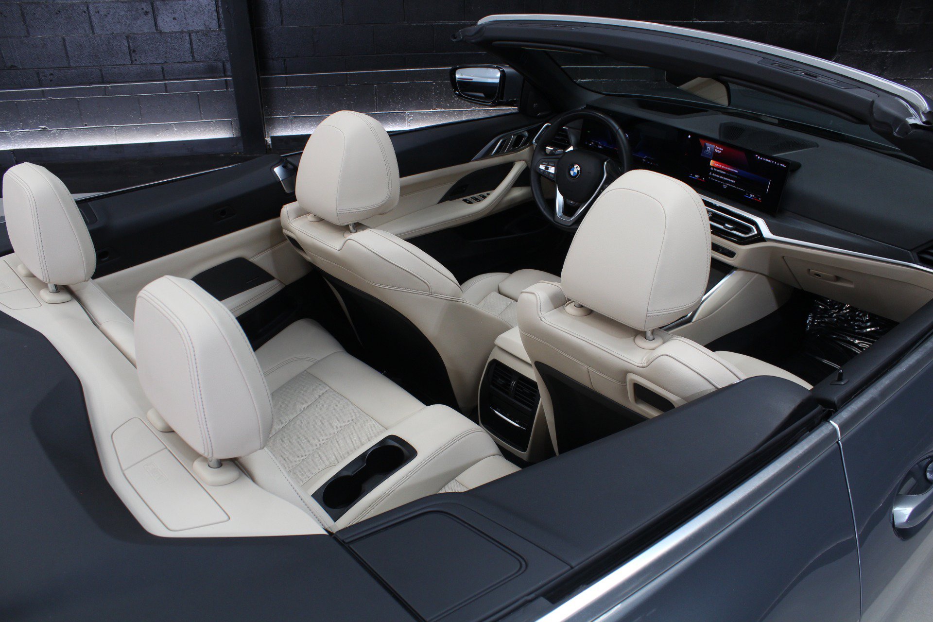 Used 2024 BMW 430i Convertible w/ Premium Package RWD image 40