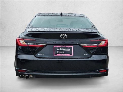 New 2026 Toyota Camry SE image 8