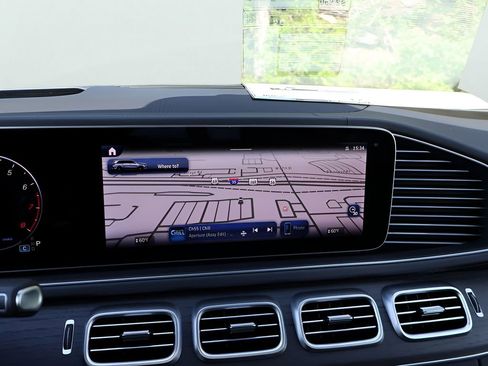 New 2026 Mercedes-Benz GLS 450 4MATIC image 21
