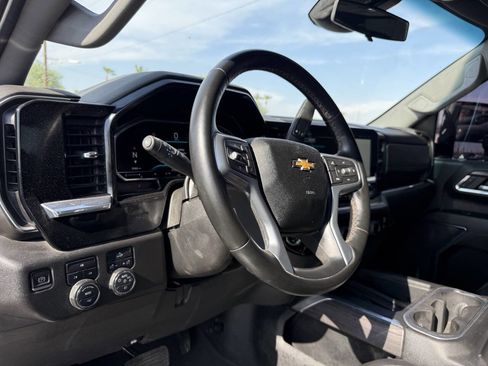 Used 2024 Chevrolet Silverado 2500 LT image 15