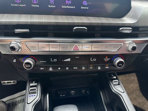 Used 2023 Kia Telluride SX AWD/4WD image 36