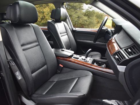 Used 2010 BMW X5 xDrive30i image 34