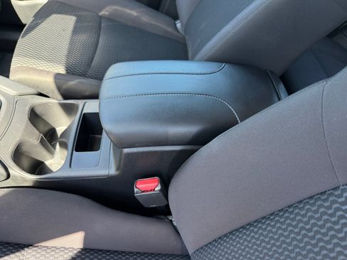 Used 2020 Nissan Rogue Sport S FWD image 14