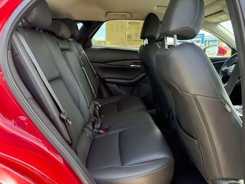 Used 2025 MAZDA CX-30 AWD 2.5 S w/ Preferred Package image 17