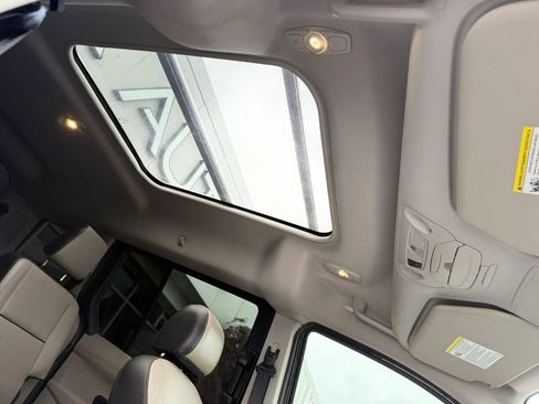 Used 2016 Ford Transit Connect Titanium FWD image 12