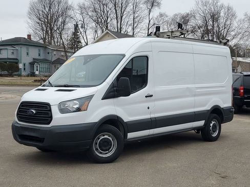 Used 2017 Ford Transit 250 148 Medium Roof image 25