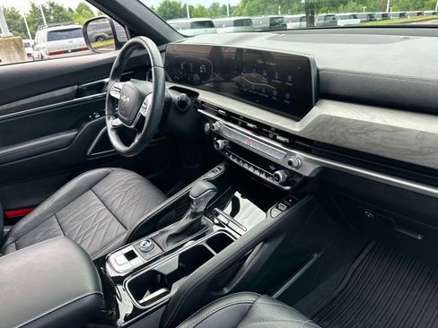 Used 2024 Kia Telluride EX X-Line AWD/4WD image 26