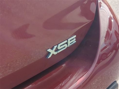 Used 2024 Toyota Highlander XSE image 6