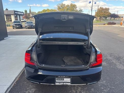 Used 2017 Volvo S90 T6 Inscription w/ Vision Package image 8