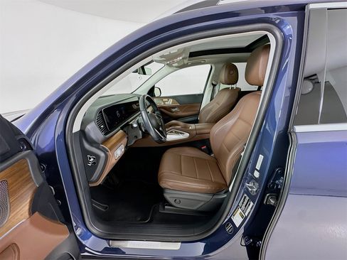 Certified 2025 Mercedes-Benz GLE 350 4MATIC image 23