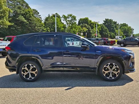 Used 2023 Toyota RAV4 XSE w/ Weather Package AWD/4WD image 7
