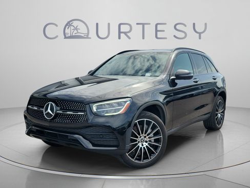 Used 2022 Mercedes-Benz GLC 300 image 1