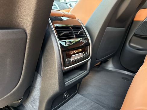 Certified 2022 BMW X5 xDrive40i w/ Premium Package image 16