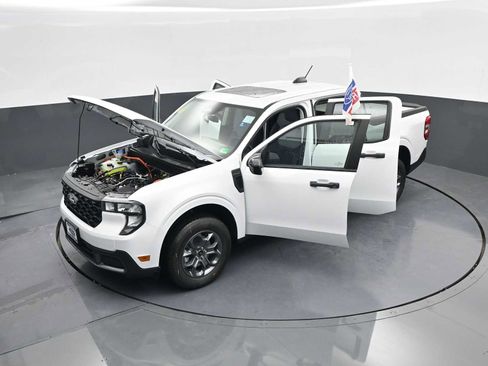 New 2025 Ford Maverick XLT w/ Equipment Group 301A image 61