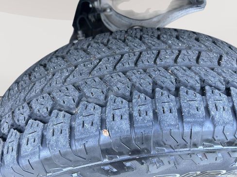 Used 2023 Chevrolet Silverado 1500 RST w/ Z71 Off-Road Package image 32