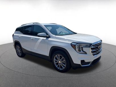 Used 2024 GMC Terrain SLT