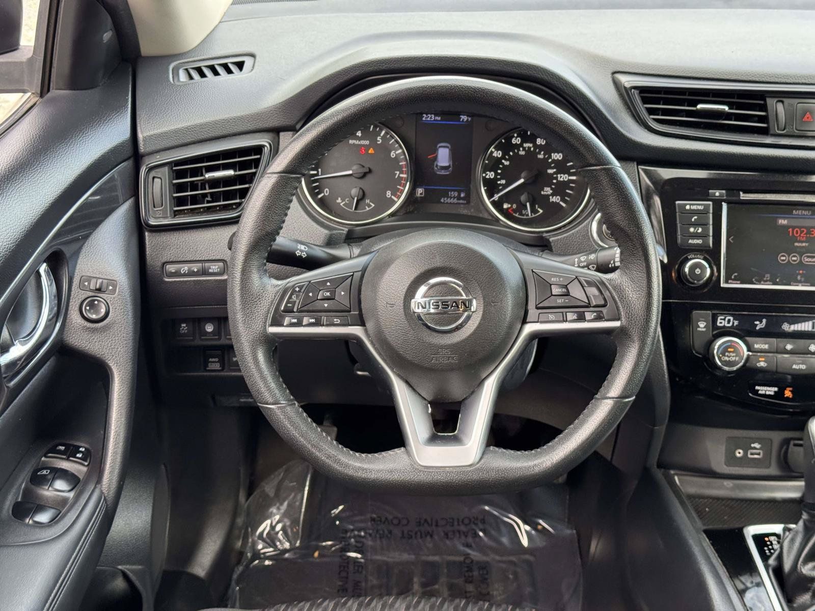 Used 2019 Nissan Rogue SV AWD/4WD image 11