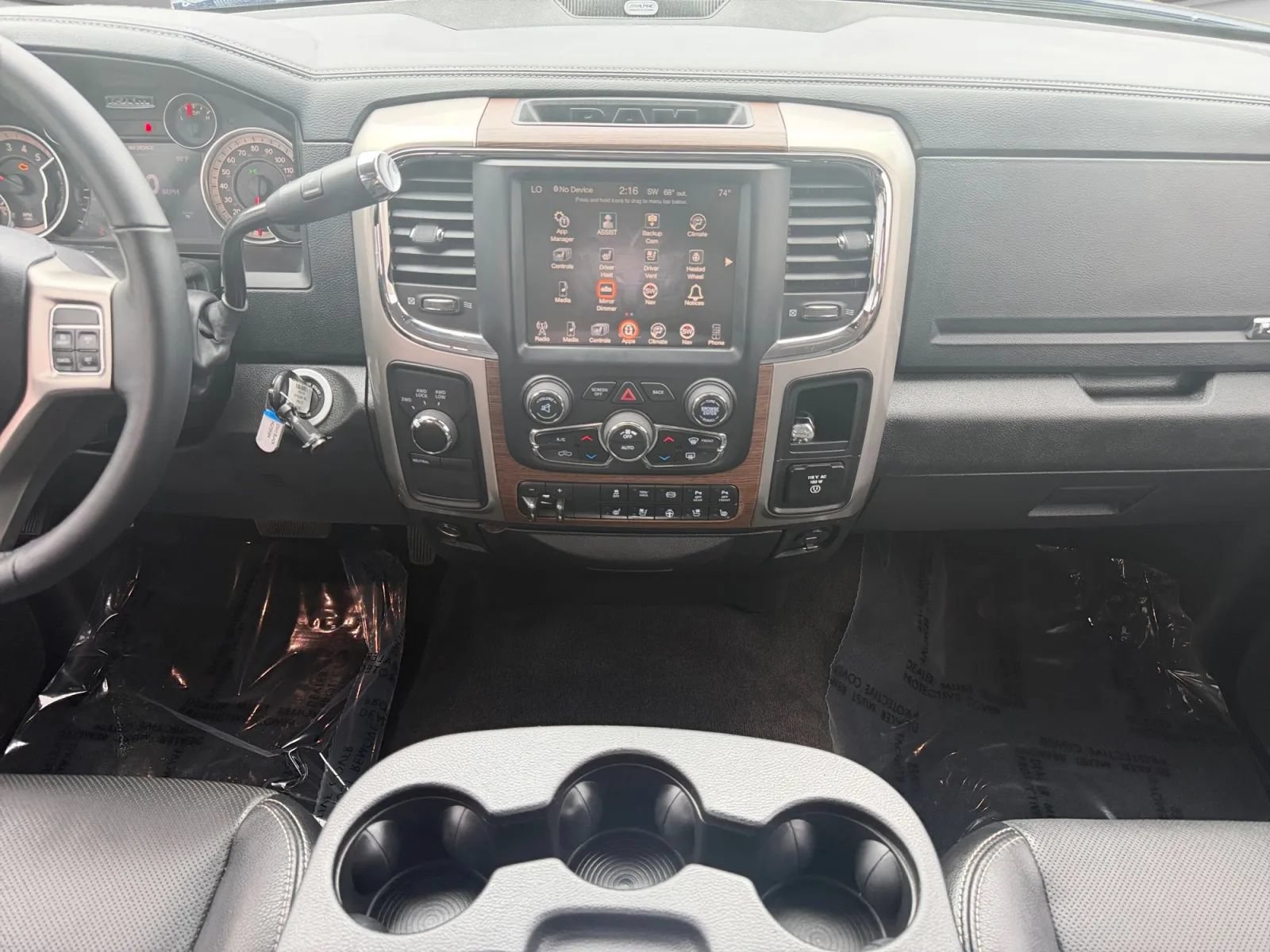 Used 2017 RAM 2500 Laramie AWD/4WD image 18