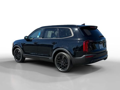 Used 2022 Kia Telluride EX w/ EX Premium Package AWD/4WD image 3