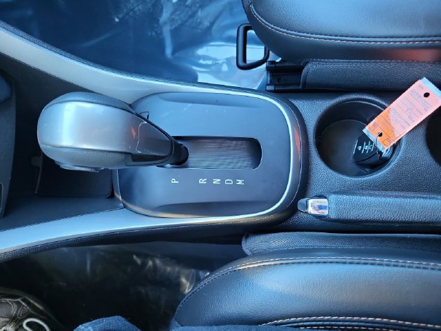 Used 2022 Chevrolet Trax LT w/ LT Convenience Package FWD image 23